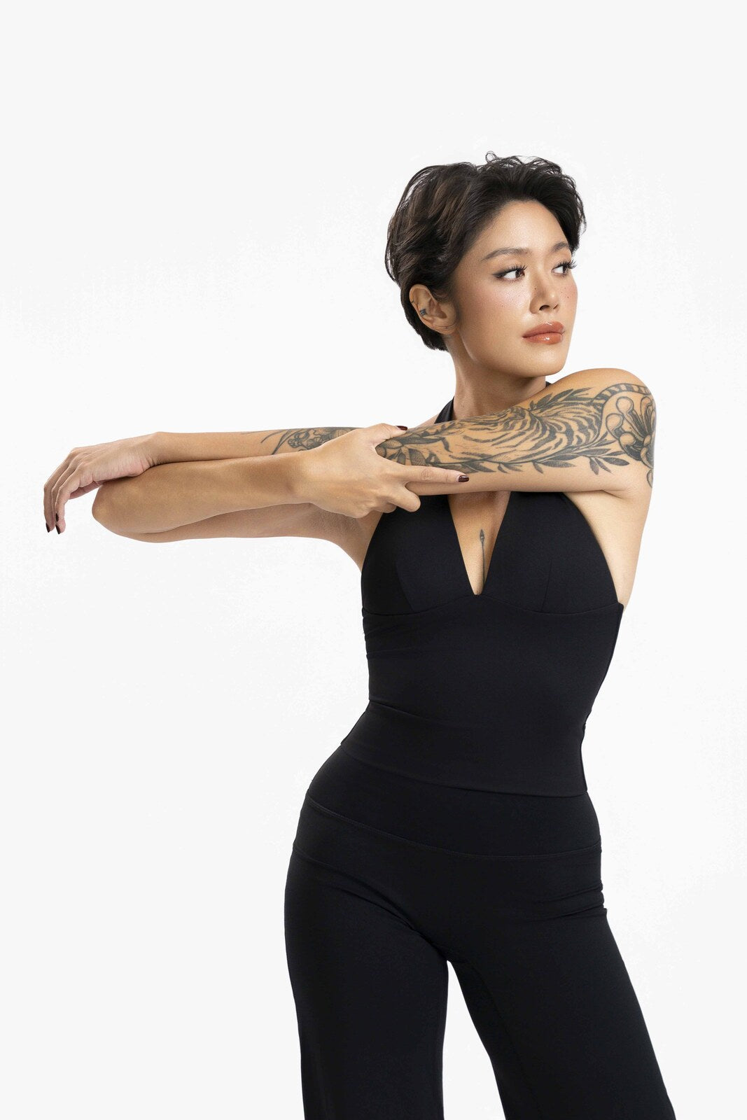 Black Mossy Bare Shoulder Halter Top